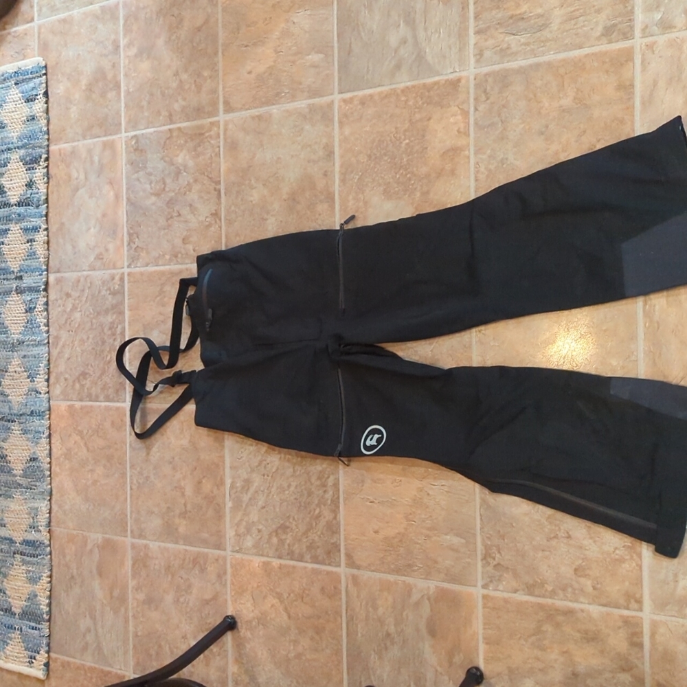 Backcountry ski bibs